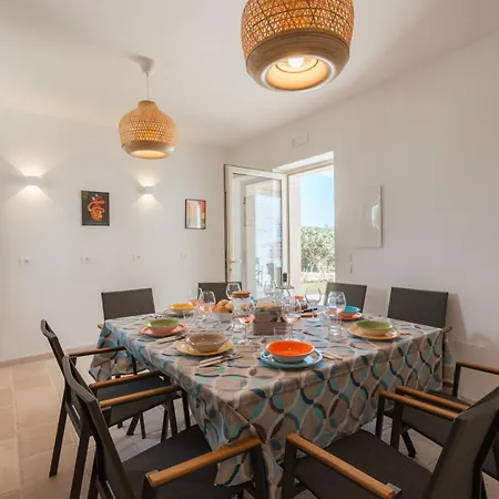 Trulli Zaccano Con Piscina Privata *