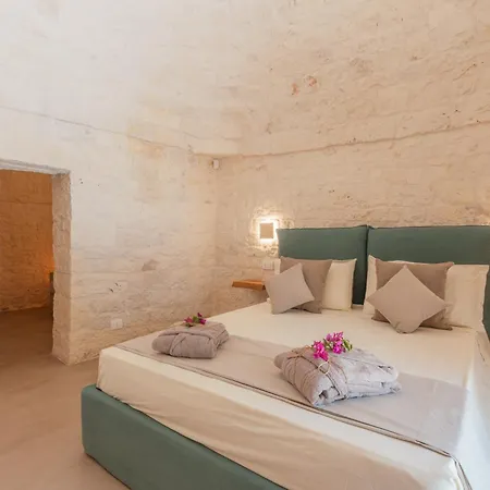 Trulli Zaccano Con Piscina Privata * Cisternino