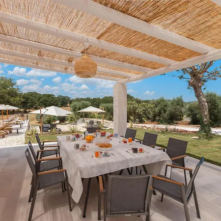 Trulli Zaccano Con Piscina Privata Villa Cisternino